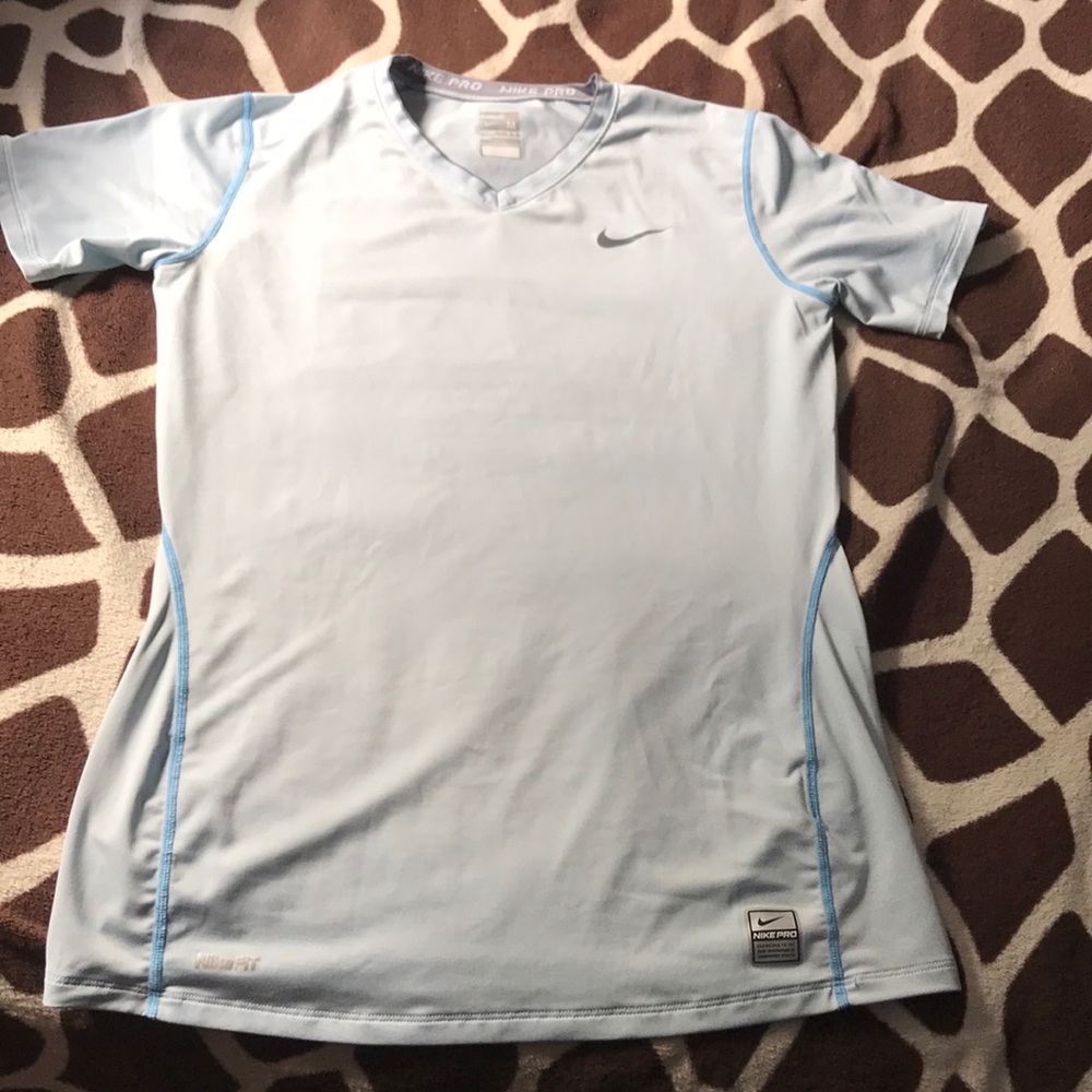 Nike Pro Fitted Top. Women’s Medium. Like new.